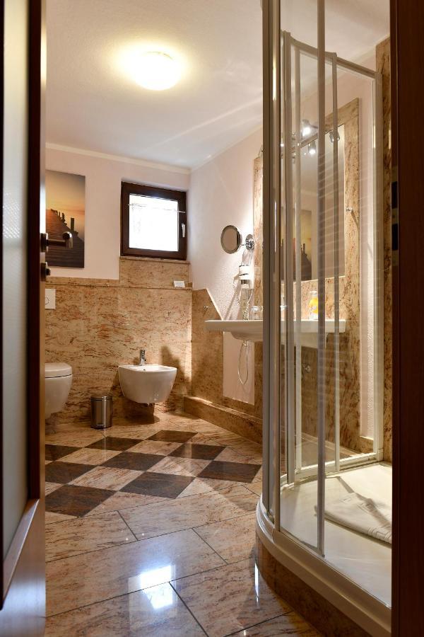 Landhotel Schwarzes Ross Steinsfeld Quarto foto