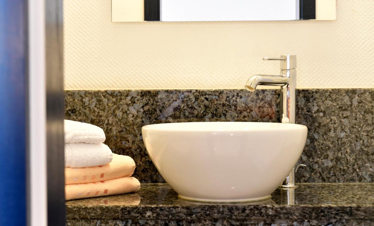 Landhotel Schwarzes Ross Steinsfeld Quarto foto